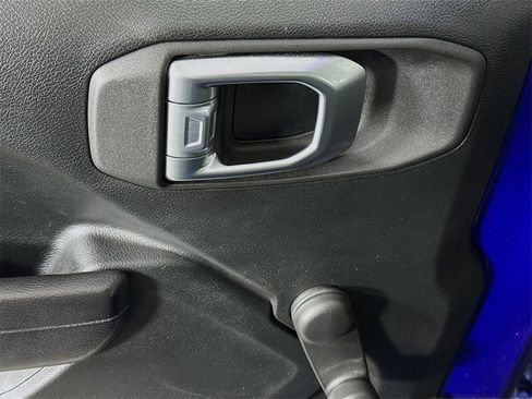 Used 2020 Jeep Wrangler Unlimited Sport image 22