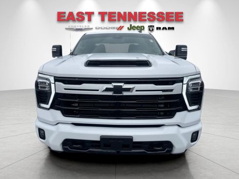 Used 2024 Chevrolet Silverado 2500 LT w/ Z71 Sport Edition image 9