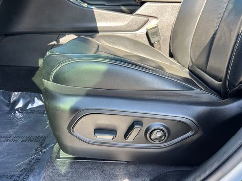 Used 2022 Jeep Grand Cherokee L Overland image 38