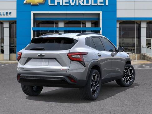 New 2026 Chevrolet Trax RS image 4