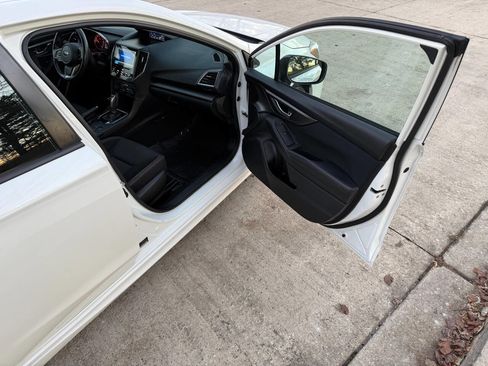 Used 2017 Subaru Impreza 2.0i Sport image 26