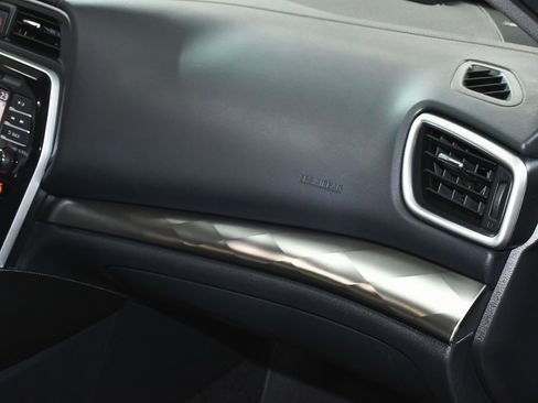 Used 2019 Nissan Maxima 3.5 SL w/ Floor Mat Group image 55