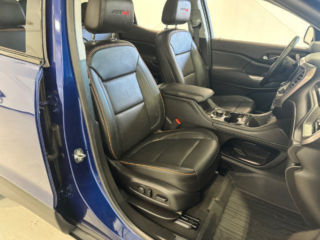 Used 2023 GMC Acadia AT4 w/ Technology Package AWD/4WD image 33