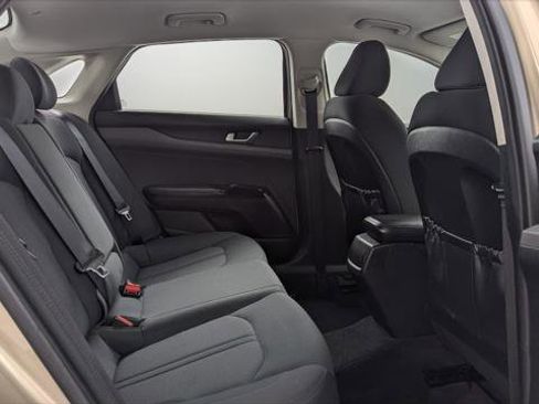 Used 2021 Kia K5 LXS image 19