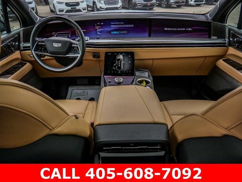 Used 2026 Cadillac Escalade IQL Sport 2 AWD/4WD image 28