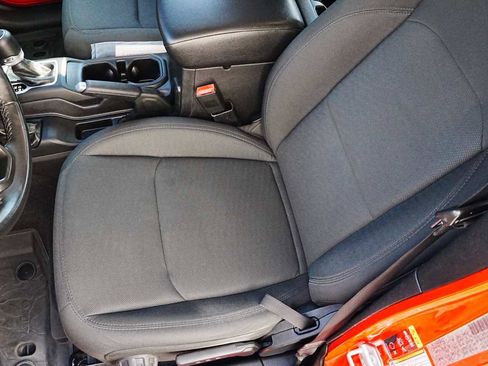 Used 2020 Jeep Wrangler Unlimited Sport S image 9