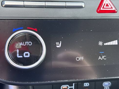 Used 2025 Hyundai Sonata SEL FWD image 40