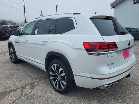 Used 2023 Volkswagen Atlas SEL Premium AWD/4WD image 10
