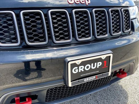 Used 2021 Jeep Grand Cherokee Trailhawk w/ Trailhawk Luxury Group AWD/4WD image 29