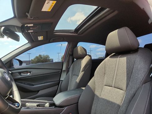 Used 2024 Honda Accord Sport image 11