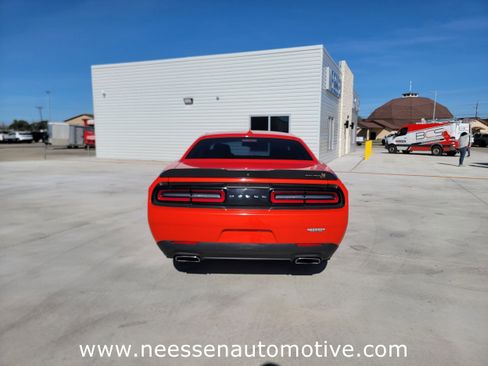 Used 2022 Dodge Challenger R/T Scat Pack image 6