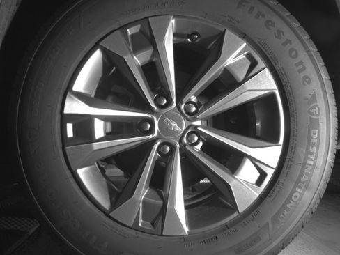 Used 2025 Chevrolet Equinox LT image 14