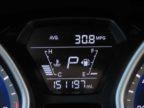 Used 2015 Hyundai Elantra Limited image 35