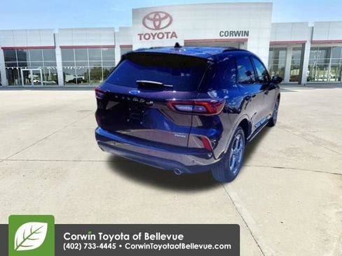 Used 2023 Ford Escape ST-Line w/ Tech Pack #1 AWD/4WD image 11