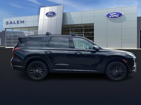 Used 2025 Hyundai Palisade Calligraphy AWD/4WD image 2