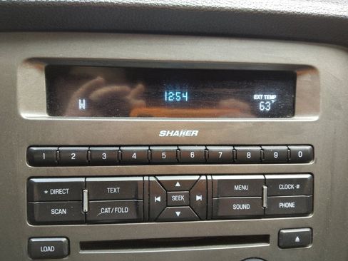 Used 2013 Ford Mustang Premium image 25