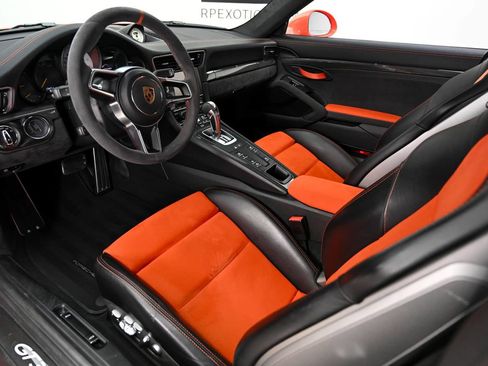 Used 2016 Porsche 911 GT3 RS RWD image 2