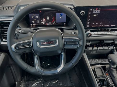 Used 2024 GMC Canyon Elevation w/ Convenience Package image 12