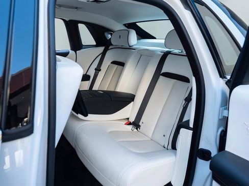 Used 2021 Rolls-Royce Ghost Base image 20