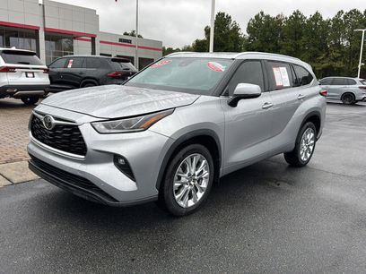 Certified 2022 Toyota Highlander Limited