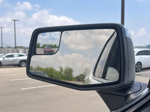 Used 2019 GMC Sierra 1500 SLE w/ SLE Value Package RWD image 19