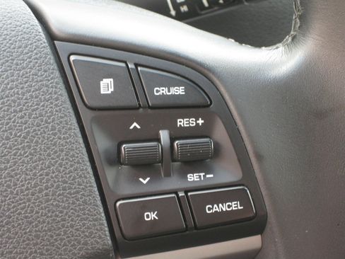 Used 2017 Hyundai Tucson Value FWD image 12