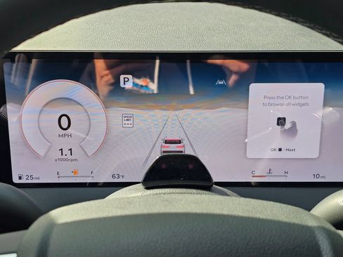 New 2026 Genesis GV70 2.5T Advanced AWD/4WD image 12