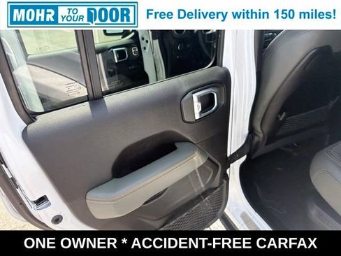 Used 2024 Jeep Wrangler High Altitude AWD/4WD image 37