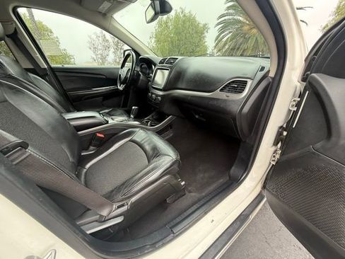 Used 2019 Dodge Journey Crossroad image 11