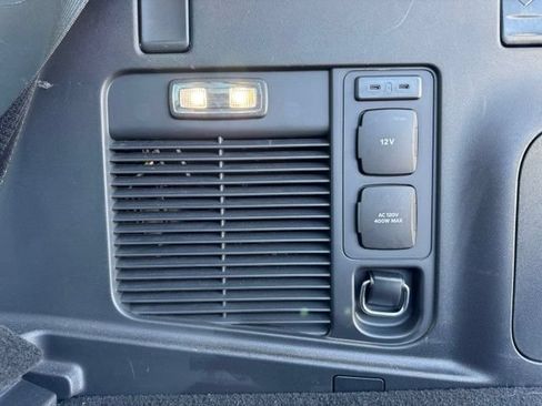 Used 2025 Ford Expedition Platinum AWD/4WD image 60