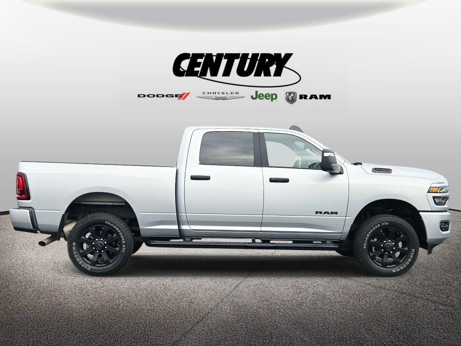 Used 2026 RAM 2500 Big Horn AWD/4WD image 2