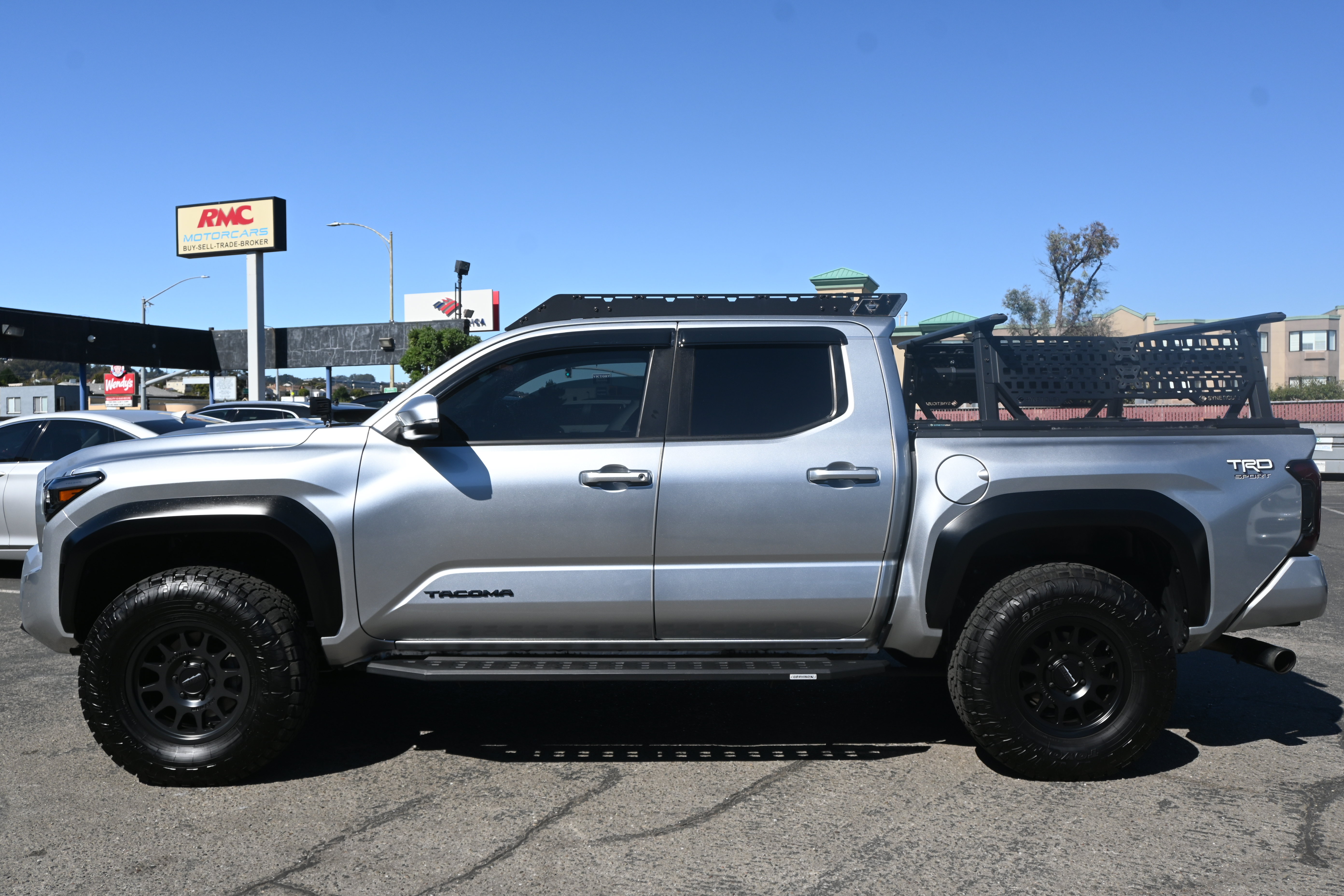 Used 2024 Toyota Tacoma TRD Sport w/ TRD Sport Upgrade Package AWD/4WD image 2