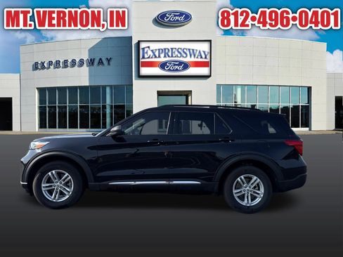 Used 2020 Ford Explorer XLT w/ Comfort Package AWD/4WD image 6