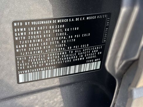 Used 2023 Volkswagen Tiguan SE w/ Panoramic Sunroof Package image 14