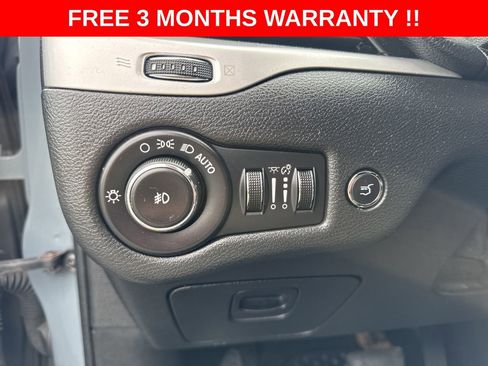 Used 2014 Jeep Cherokee Trailhawk w/ Technology Group AWD/4WD image 39