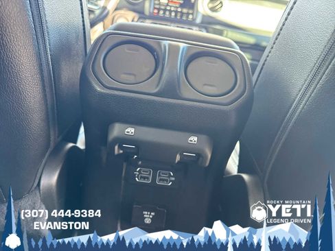 Used 2020 Jeep Gladiator Overland image 15