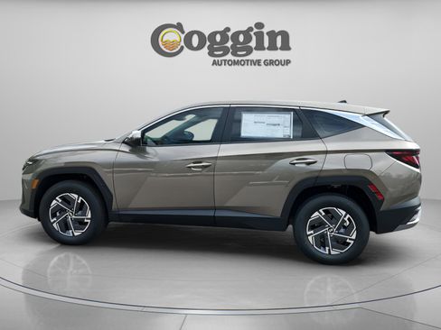 New 2026 Hyundai Tucson Blue SE w/ Tow & Go Package image 3