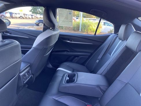 Used 2025 Toyota Camry SE FWD image 22