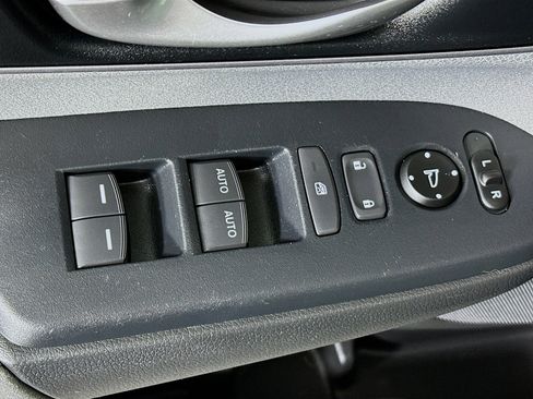 Used 2019 Honda CR-V EX image 14