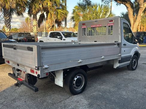 Used 2018 Ford Transit 250 138 RWD image 7