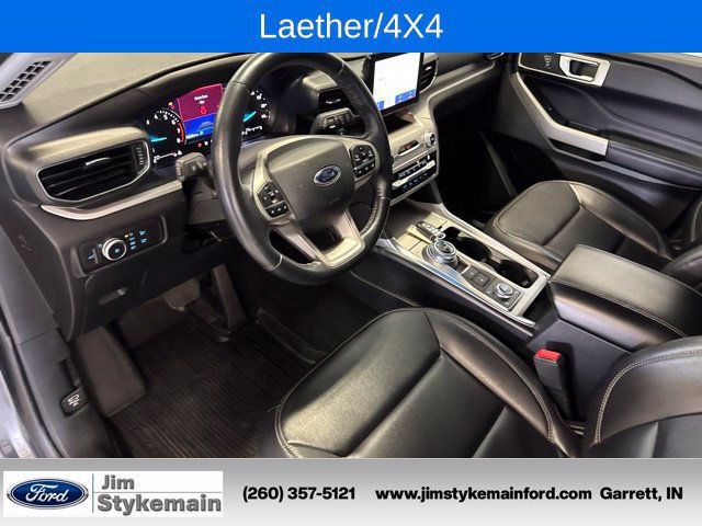 Used 2020 Ford Explorer XLT w/ Equipment Group 202A AWD/4WD image 31