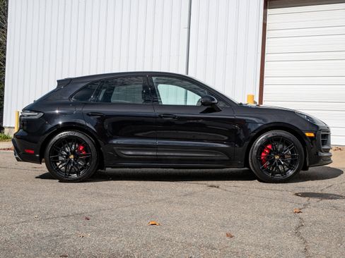 Used 2023 Porsche Macan GTS image 8