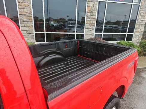 Used 2023 Ford F150 Lariat w/ FX4 Off-Road Package image 26