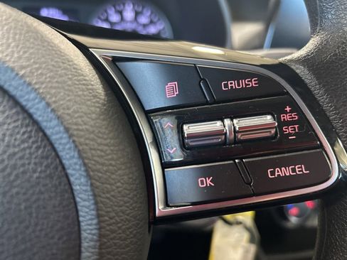 Certified 2020 Kia Forte LXS image 15