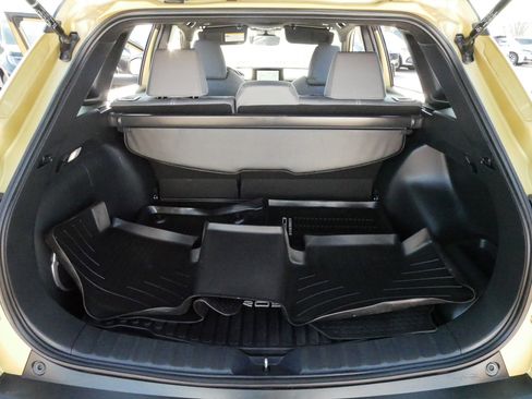 Used 2024 Toyota Corolla Cross SE w/ Moonroof Package AWD/4WD image 20