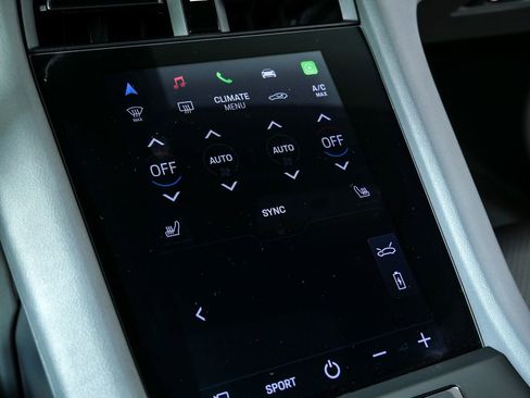 Certified 2022 Porsche Taycan 4S image 15