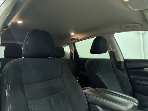 Used 2017 Nissan Murano S image 31