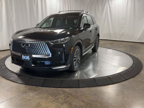 Certified 2026 INFINITI QX60 Luxe w/ Family Package AWD/4WD image 9