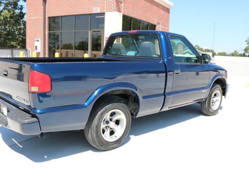 Used 2003 Chevrolet S10 Pickup LS RWD image 71