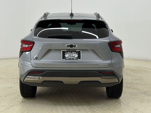 Used 2025 Chevrolet Trax ACTIV w/ Driver Confidence Package FWD image 10